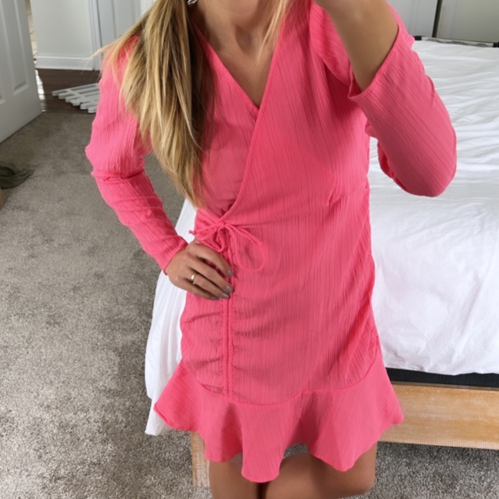 NWT Vero Moda NILLE Ruched Long Sleeve Bubblegum Pink Dress